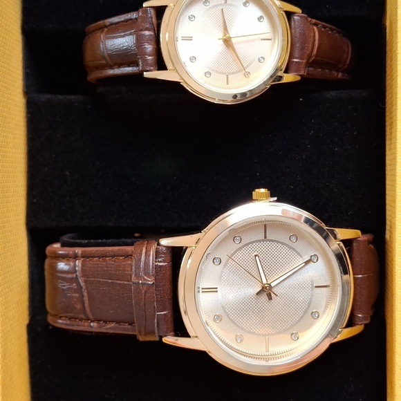 His and hers matching watch set, water resistant (W030) NWT - Picture 1 of 6